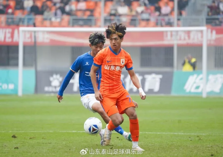中乙收官泰山B队五球横扫深圳 张羽桐两分钟双响主导大胜