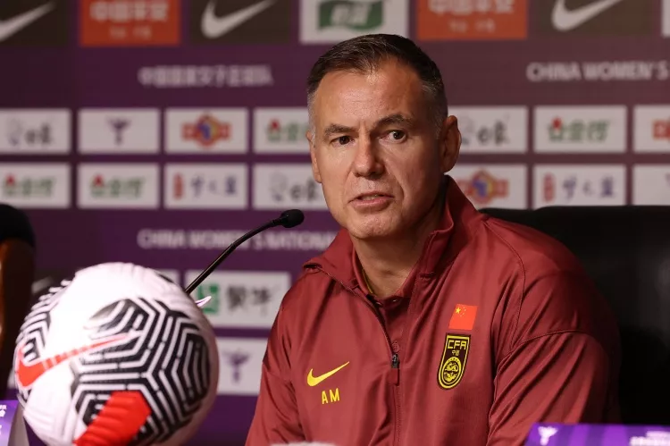 米利西奇复盘亚洲杯半决赛：个人能力差距决定胜负 拒谈未来去向