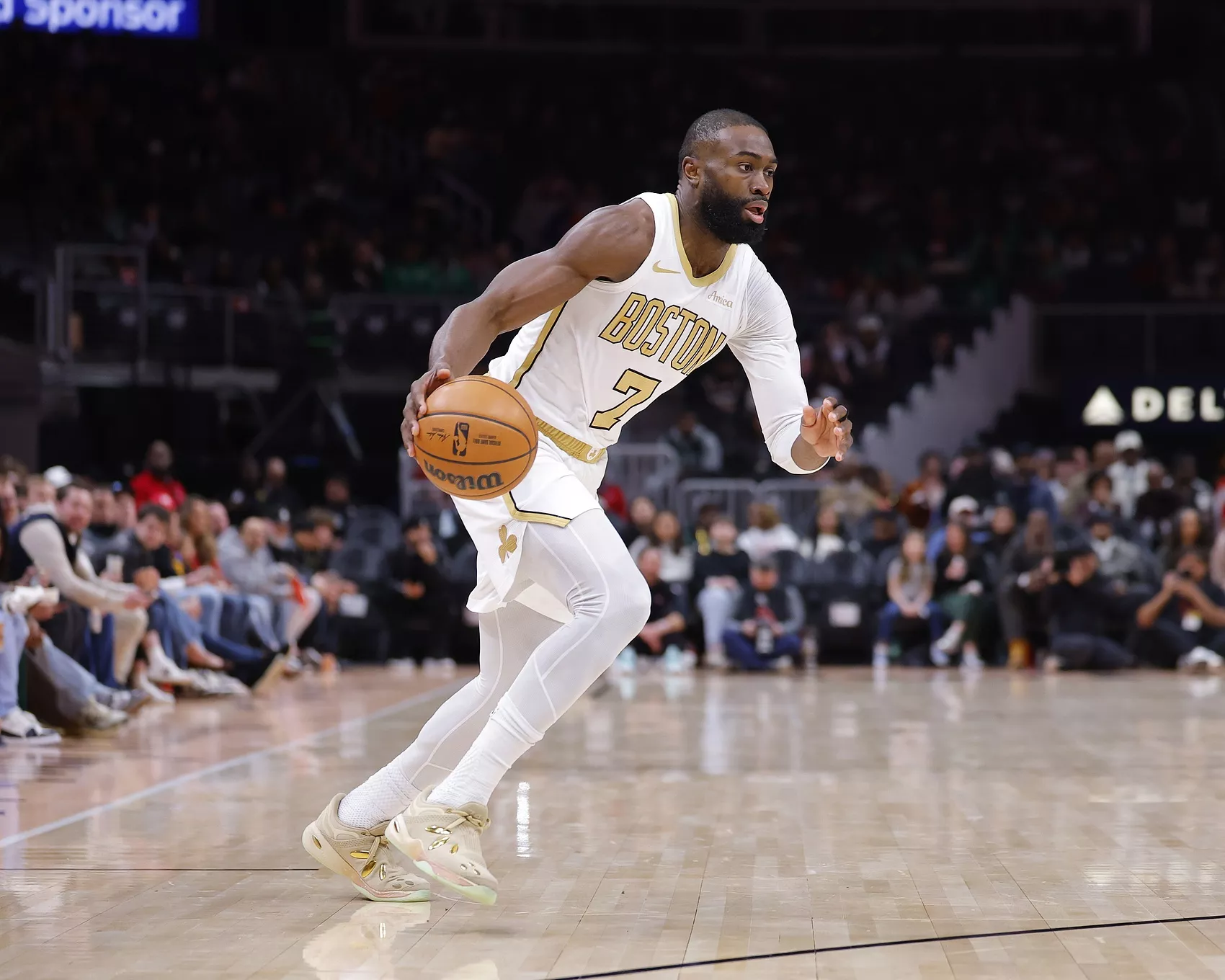 布朗21罚引太阳主帅不满 单场20+罚球已成常态 阿德巴约43罚纪录高悬