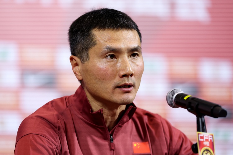 国足抵澳首训以恢复为主 24日起进入针对性备战 国足抵澳首训以恢复为主 24日起进入针对性备战