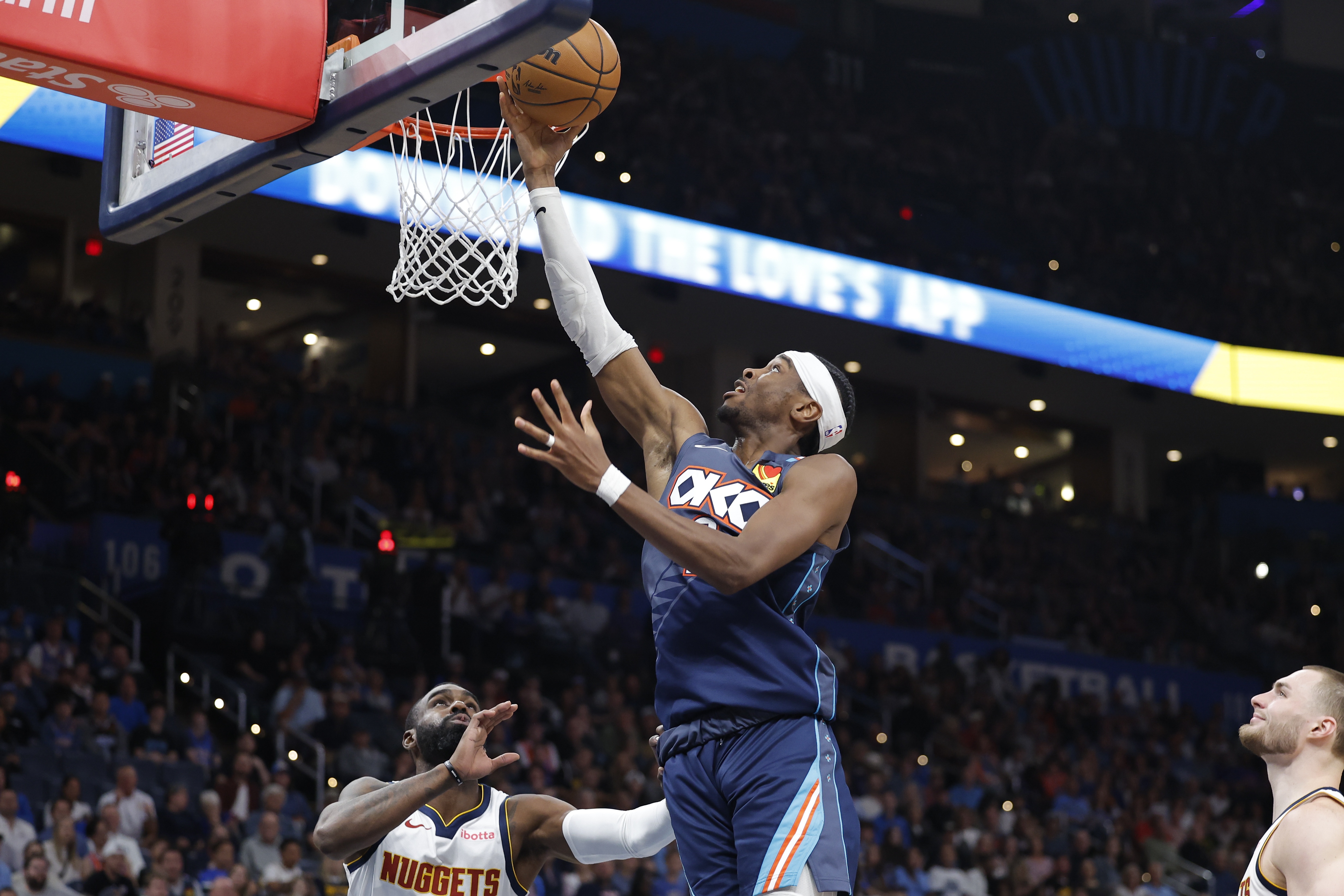 森林狼主场轻取魔术迎六连胜 雷霆大胜勇士巩固榜首 森林狼主场轻取魔术迎六连胜 雷霆大胜勇士巩固榜首