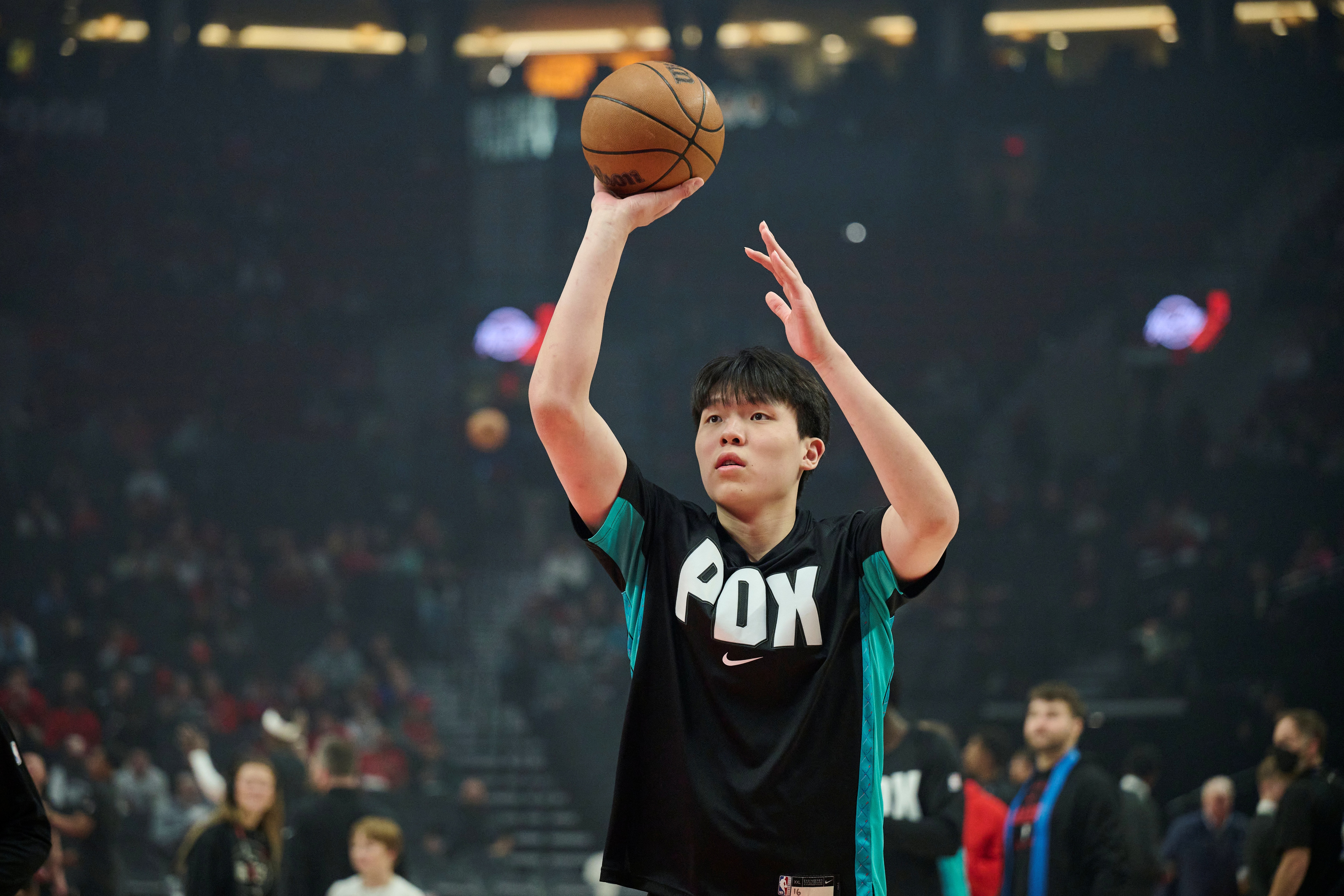 文班亚马率马刺冲击12连胜 掘金森林狼上演西部卡位战