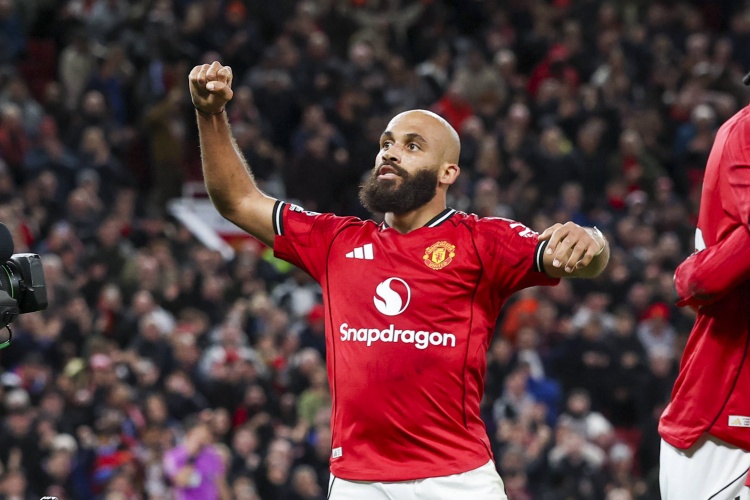 喀麦隆锋线折损 曼联8000万欧射手姆伯莫因伤退出国家队