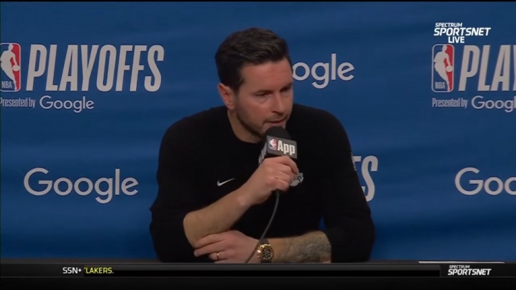 雷迪克复盘湖人G1胜局 詹姆斯攻防拉满定基调 艾顿防守获盛赞