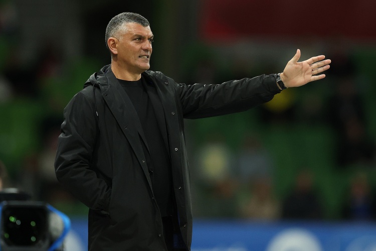 老阿洛伊西拒赴成都观战：生日当天也不看兄弟德比