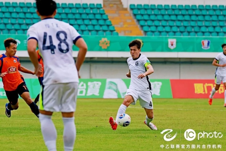 何鑫杰破门难救主 武汉三镇B队客场1-2负于厦门飞鹭