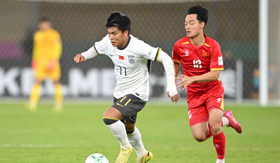 U23亚洲杯创历史：中国男足三胜两平一负夺亚军，后防五场零封成基石