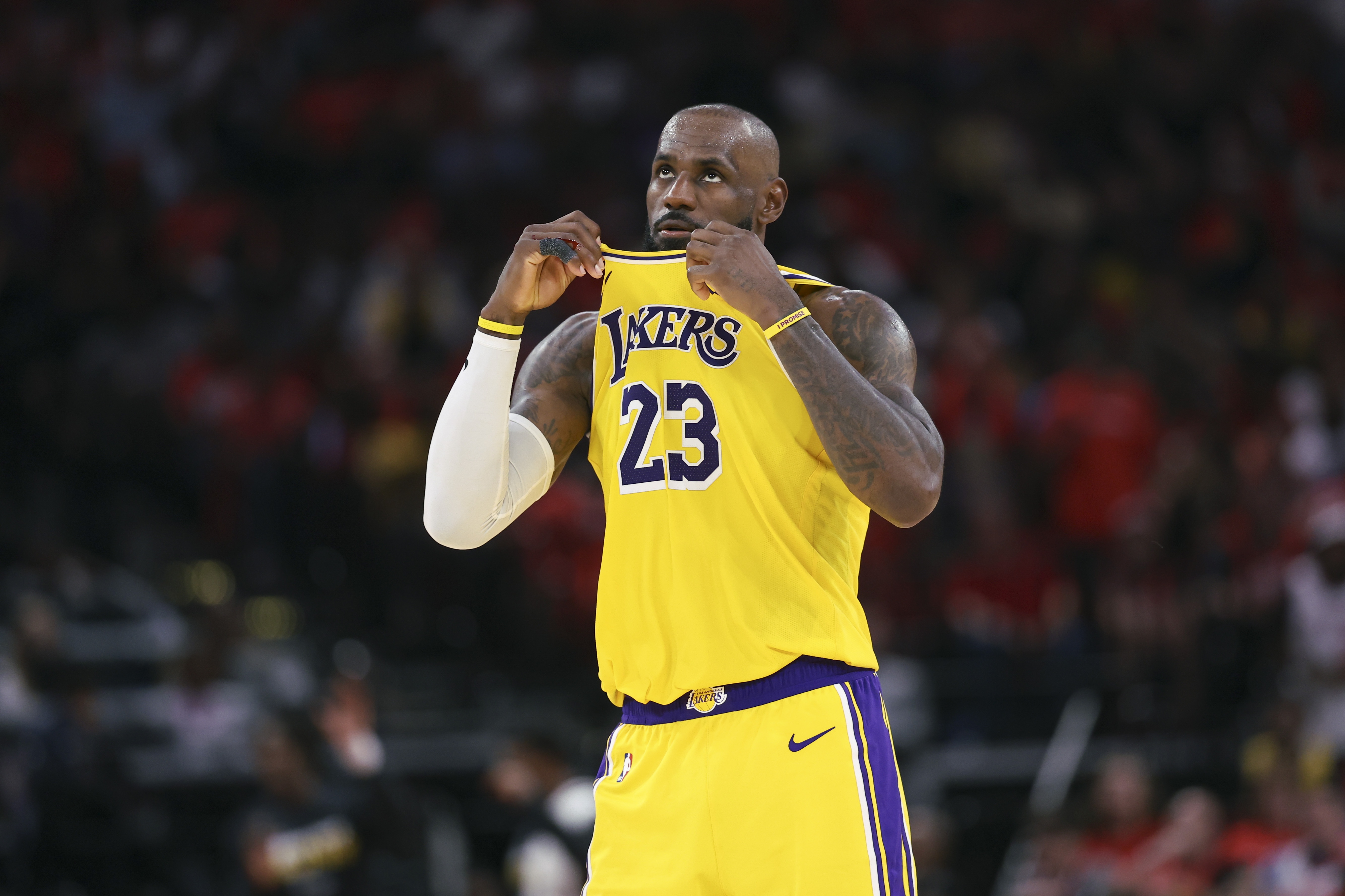 ESPN记者：41岁詹姆斯独自扛队不公平，GOAT从不抱怨