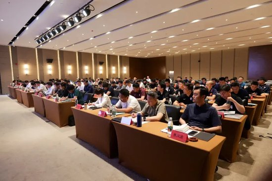 中足联财务监管新政方向:指定银行直管球员工资账户 中足联财务监管新政方向:指定银行直管球员工资账户
