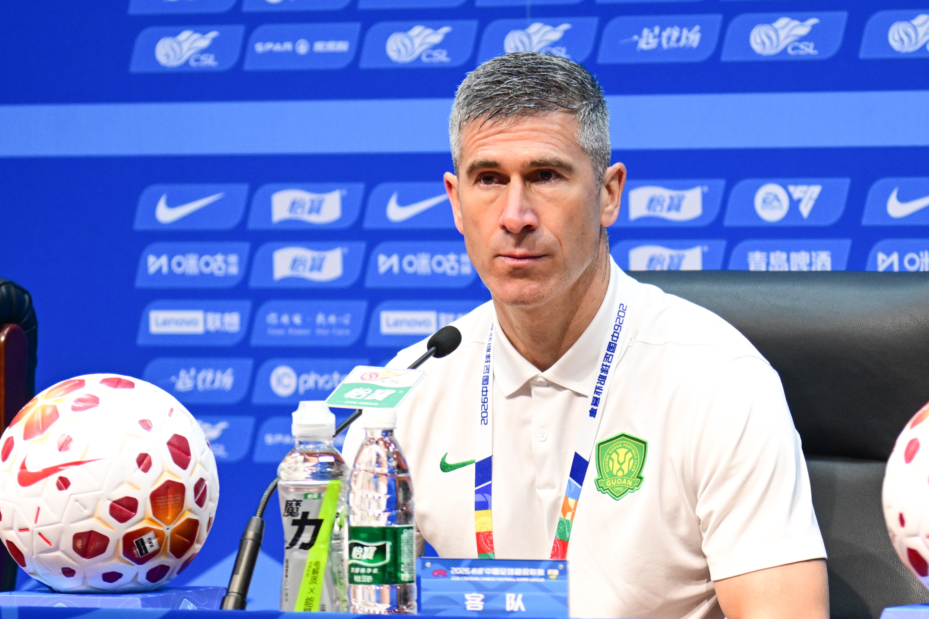 国安主场1-1申花 蒙哥马利直言未胜失望 张玉宁破门难掩阵容困境